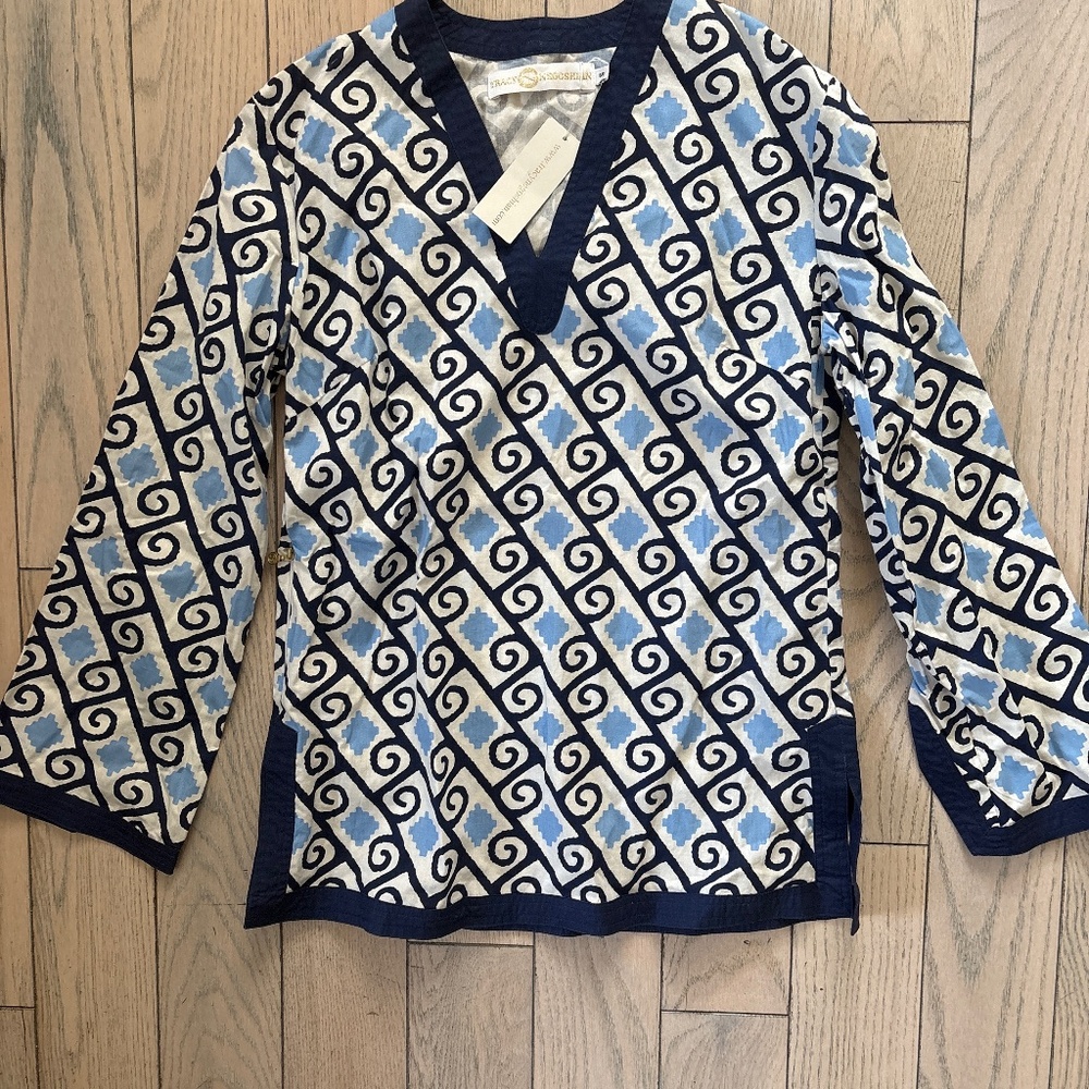 Tracy Negoshian women’s tunic
